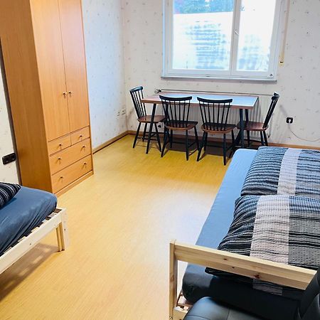 Apartament Monteurzimmer Leo 1 Wiesbaden Zewnętrze zdjęcie